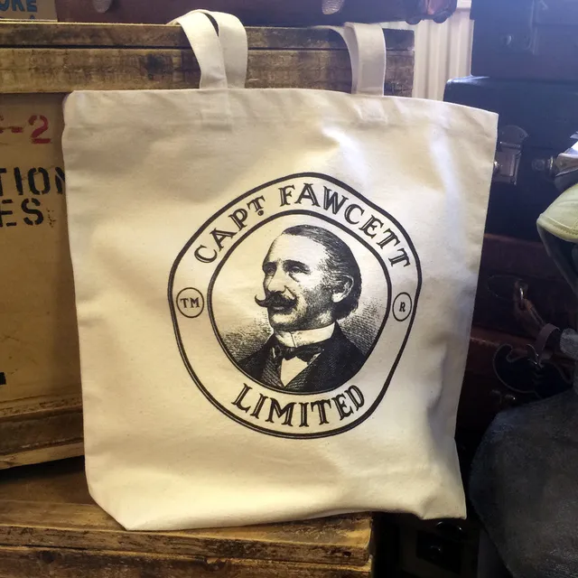captain-fawcett-the-captain-s-tote-tragetasche-aus-vintage-mehls-cken-mit-araval image 1