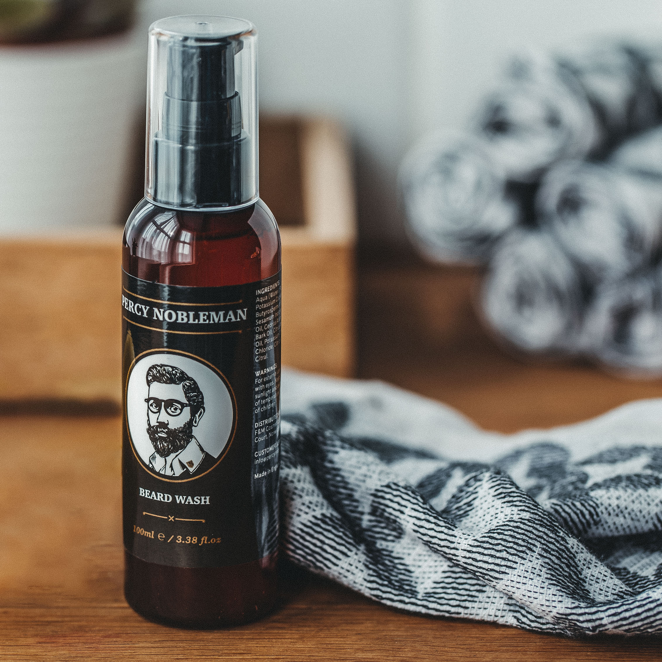 percy-nobleman-beard-wash-organisches-bartshampoo-95-mit-sesam-kokos-l-sheabutte image 2
