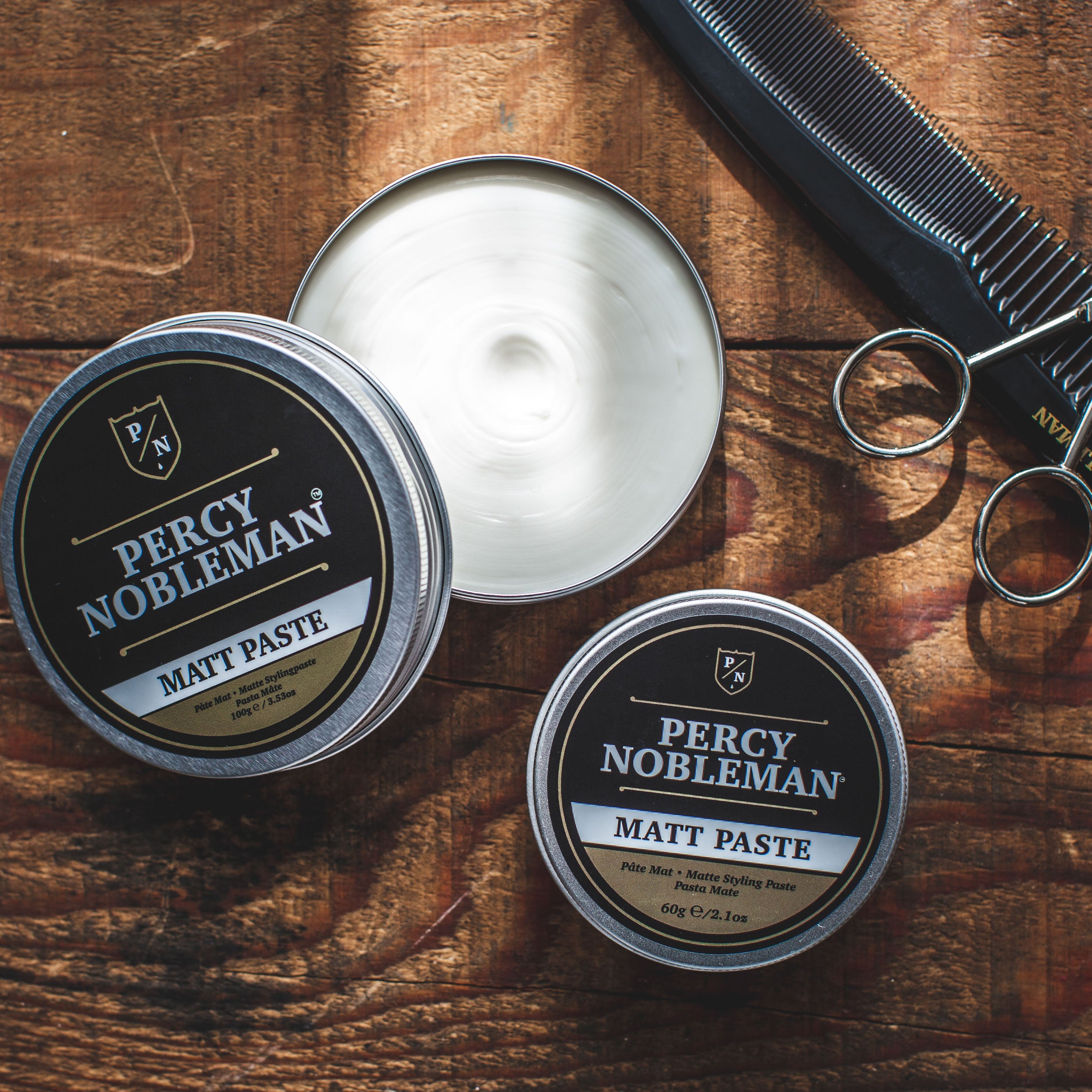 percy-nobleman-matt-paste-mattierende-styling-paste-mit-volumen-mittlerem-halt-f image 2