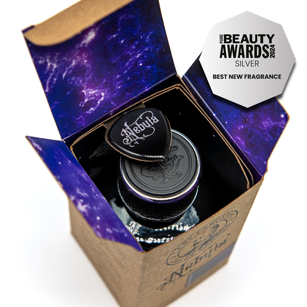 captain-fawcett-nebula-eau-de-parfum-herrenduft-mit-john-petrucci-blumig-holzige image 2