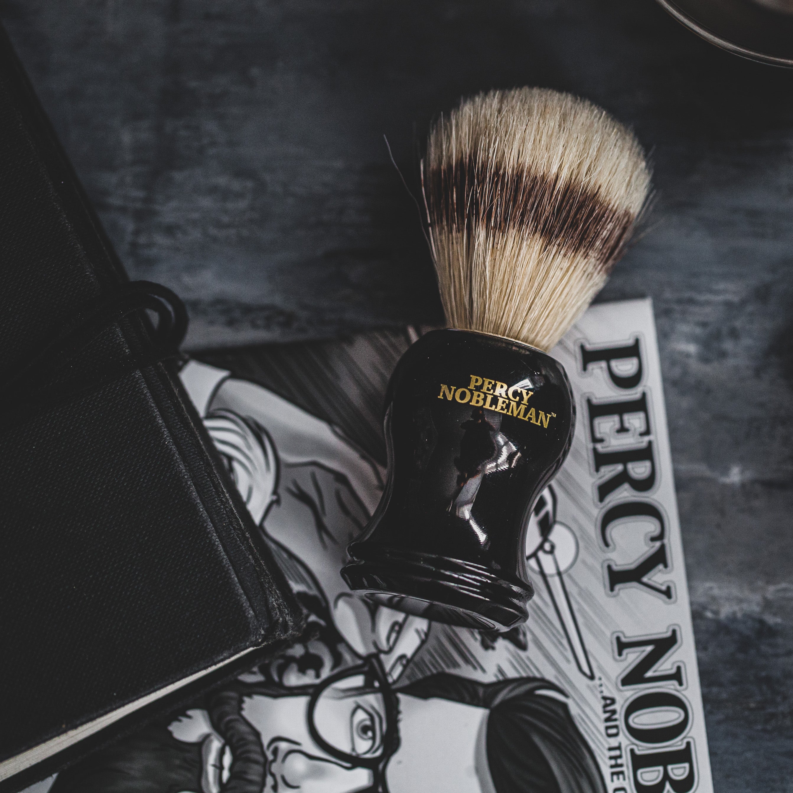 percy-nobleman-shaving-brush-rasierpinsel-mit-weichen-synthetischen-borsten-made image 2