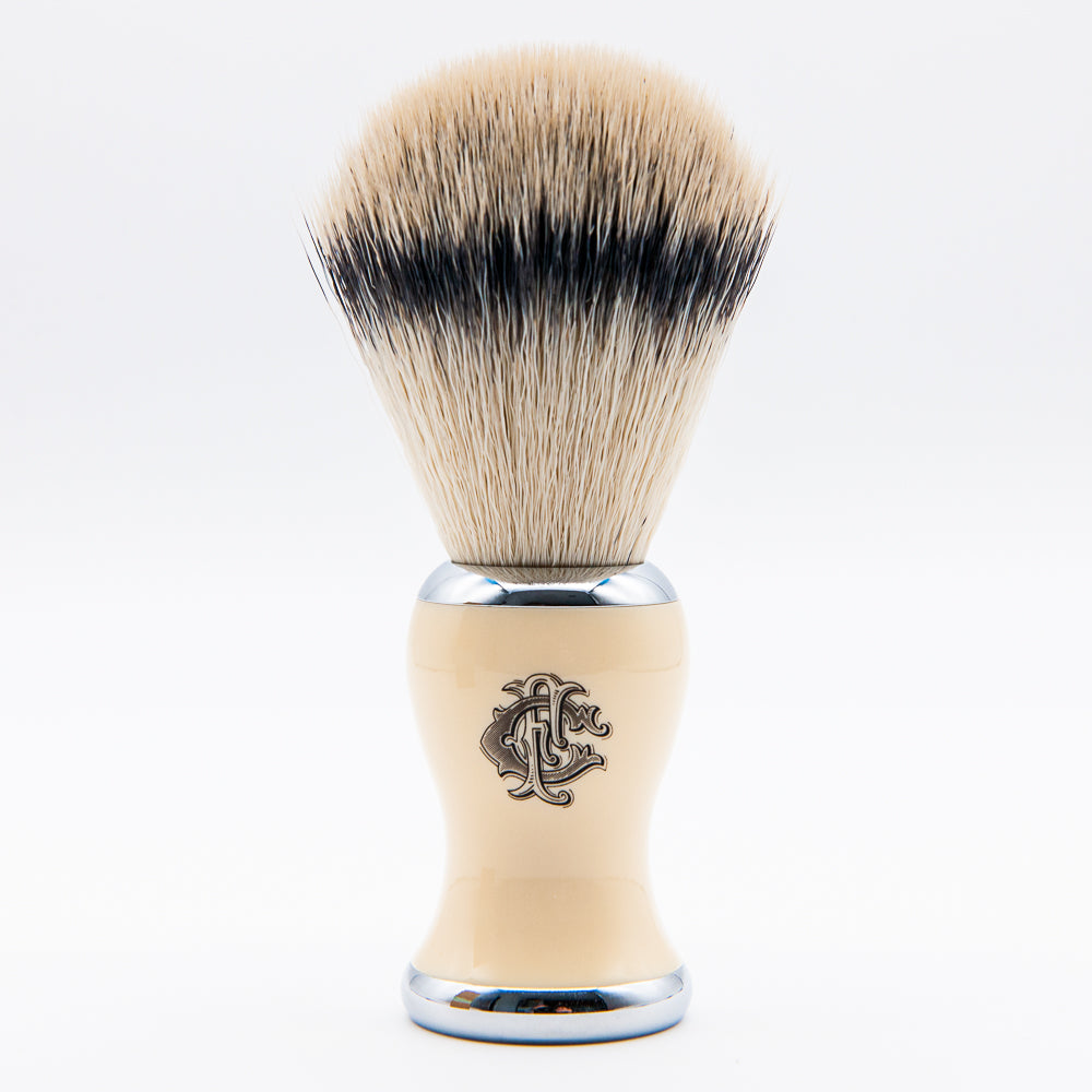captain-fawcett-faux-badger-shaving-brush-veganer-synthetischer-rasierpinsel image 3